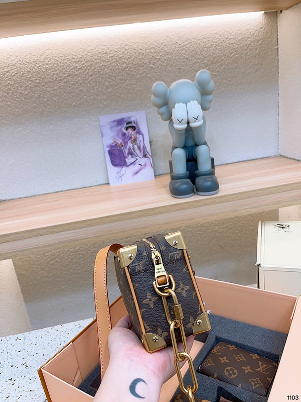 Amelia - LV Bags - 14775