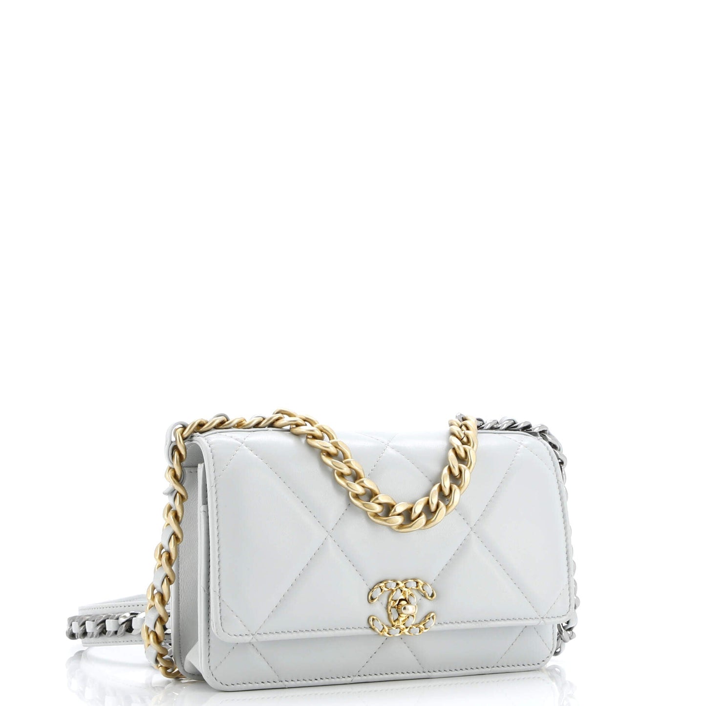 19 Wallet on Chain Quilted Lambskin