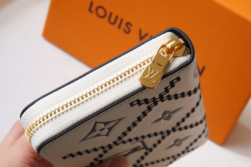 Amelia- LOV  Luxury  Wallets - 647