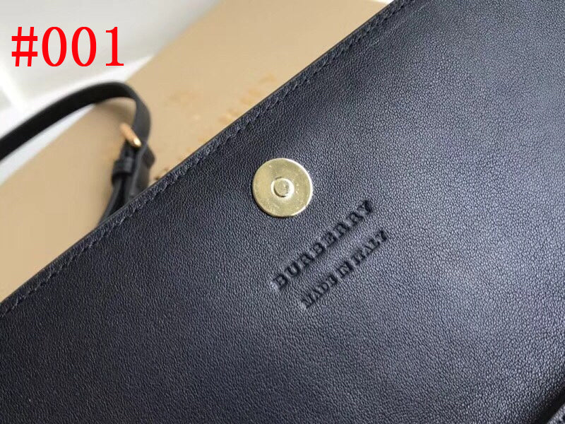 Burberry Bags - Bagsattire   570