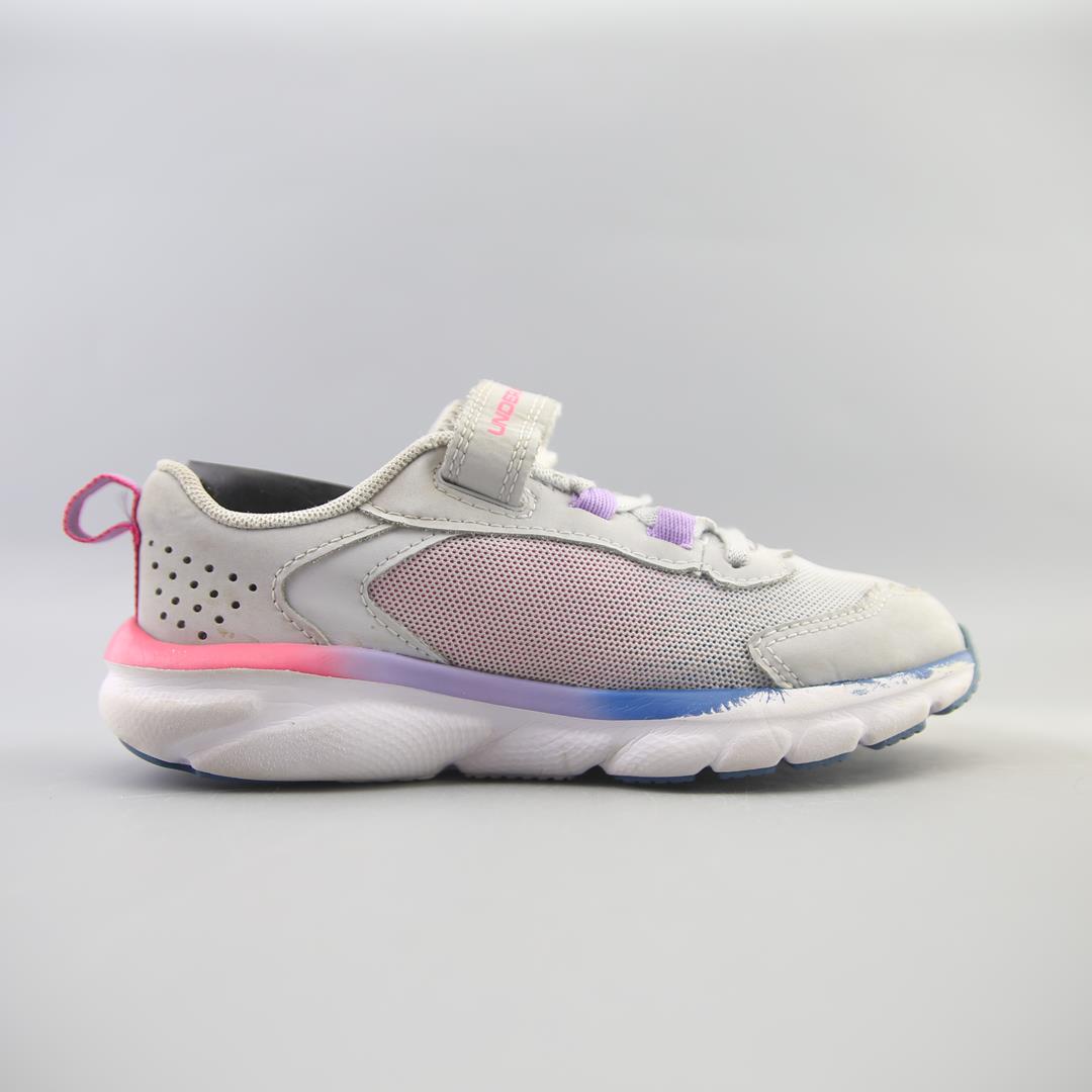 UNDER ARMOUR ASSERT 9 AC