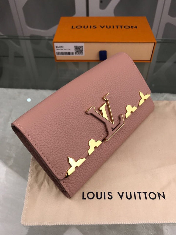 Fan Fashion Lu-Vi bags - 8998