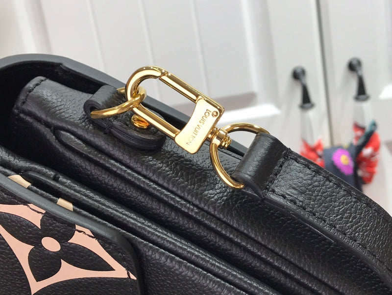 Fan Fashion Lu-Vi bags - 17632