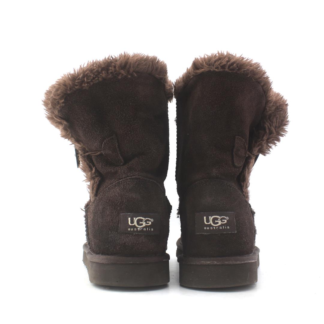 UGG  BAILEY BUTTON