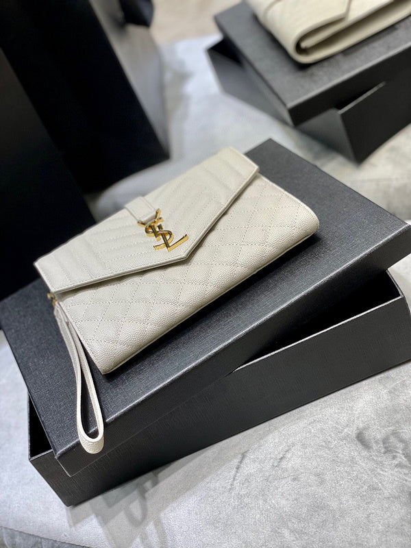 Amelia - YSL Bag - 1467