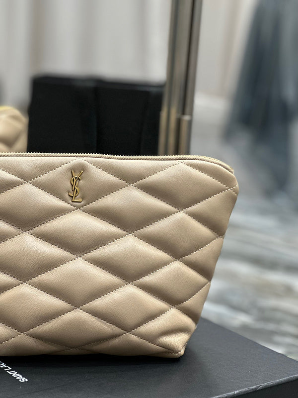 Amelia - YSL Bag - 2355