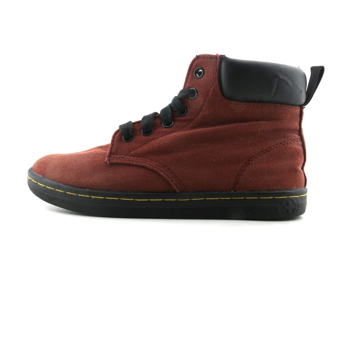 DR MARTENS  .