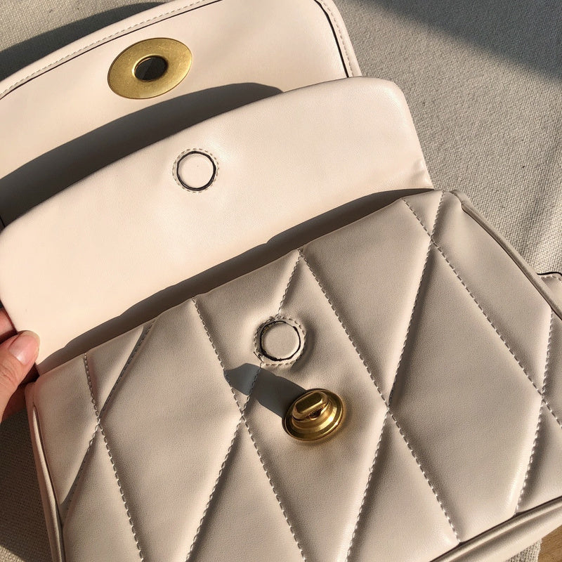 Amelia- CAH Bags - 722