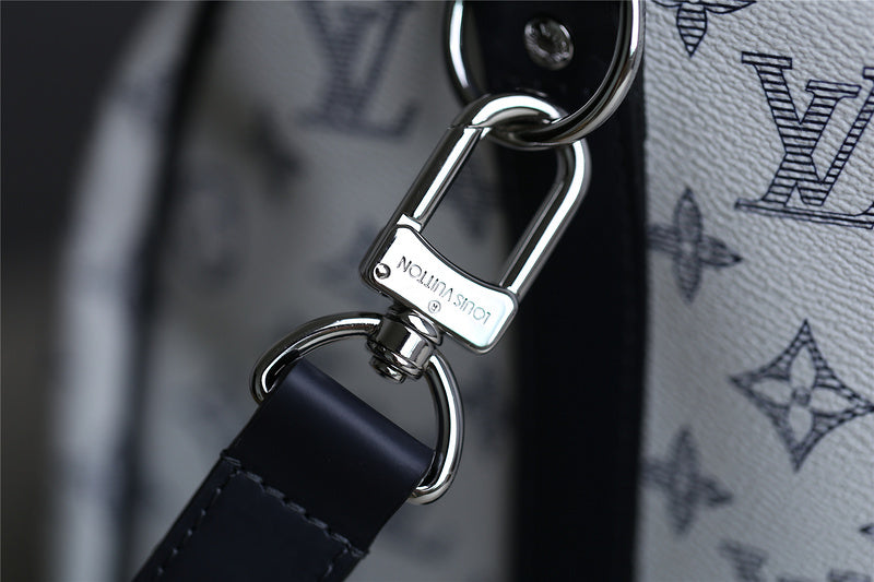 Fan Fashion Lu-Vi bags - 9447