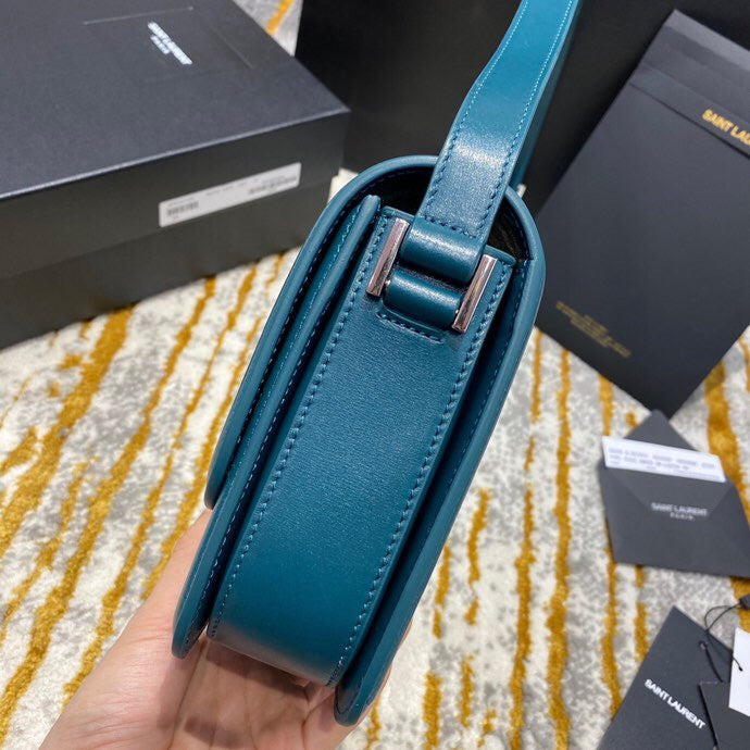 Amelia - YSL Bag - 3744