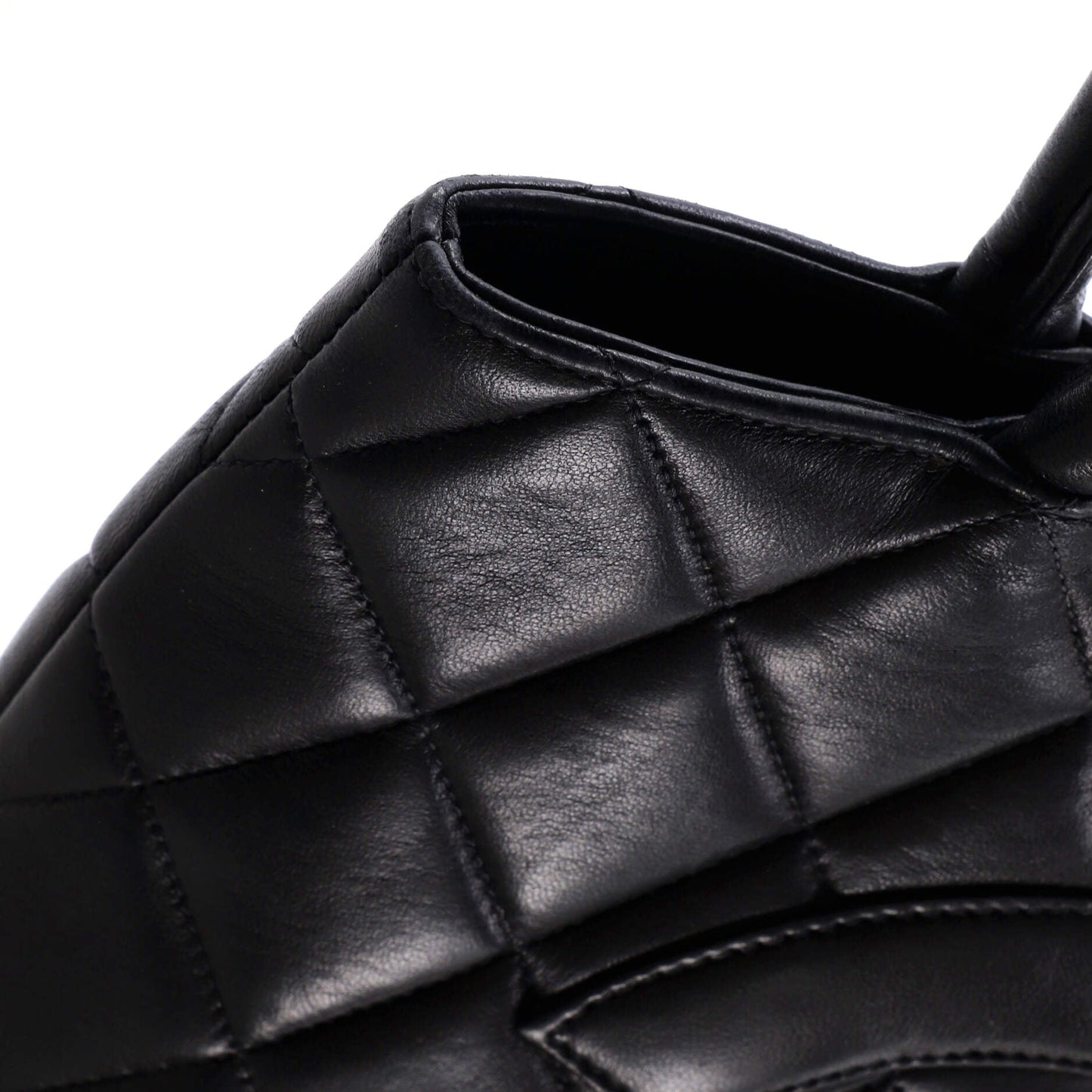Medallion Tote Quilted Lambskin
