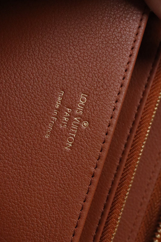 Amelia- LOV  Luxury  Wallets - 652