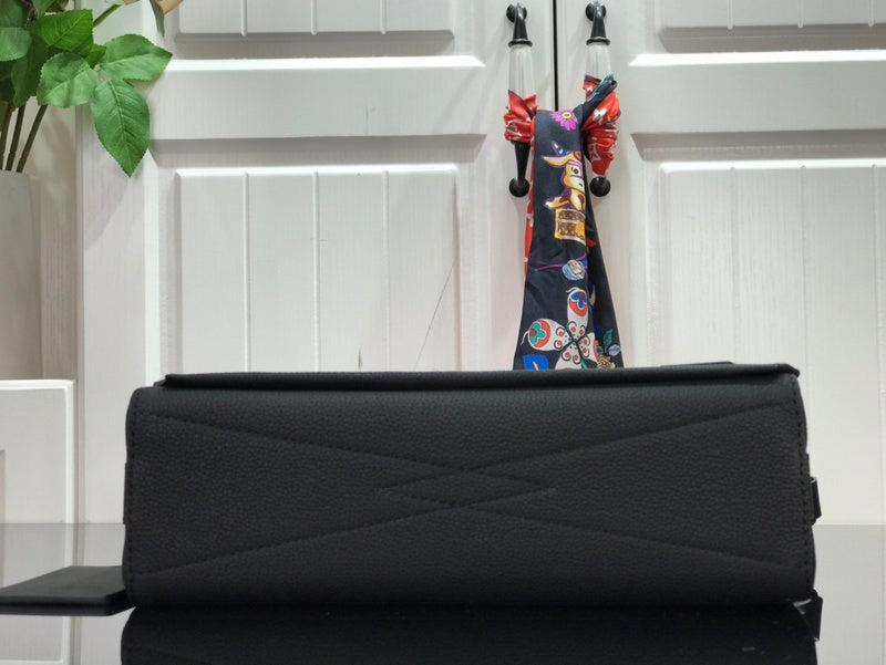 Fashion Lu-Vi bags - 2748
