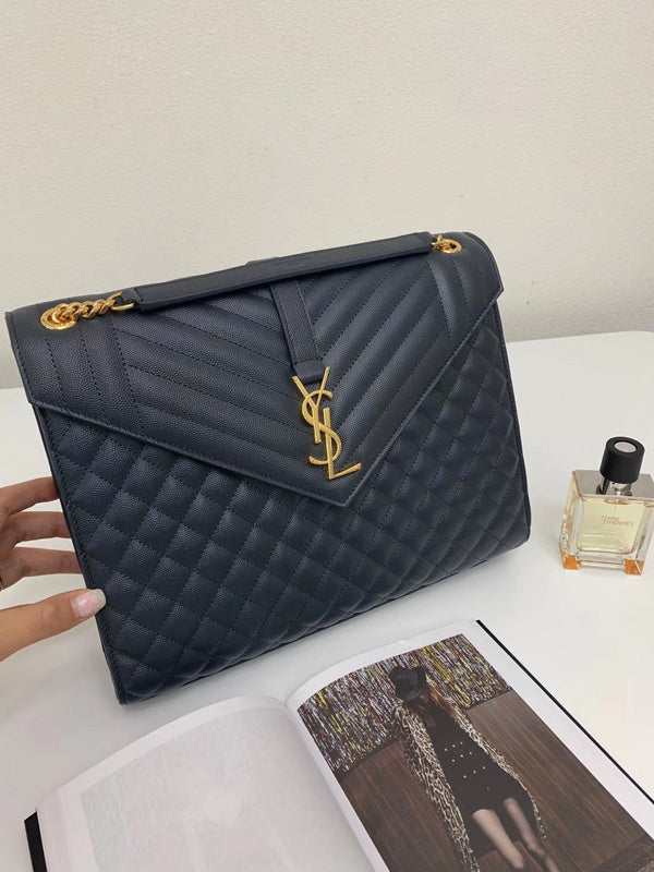 Amelia - YSL Bag - 3852