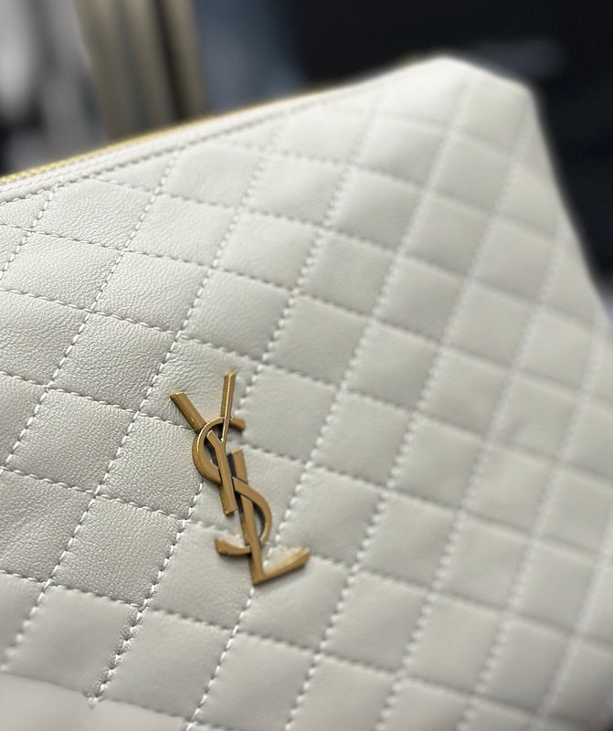 Amelia - YSL Bag - 2516