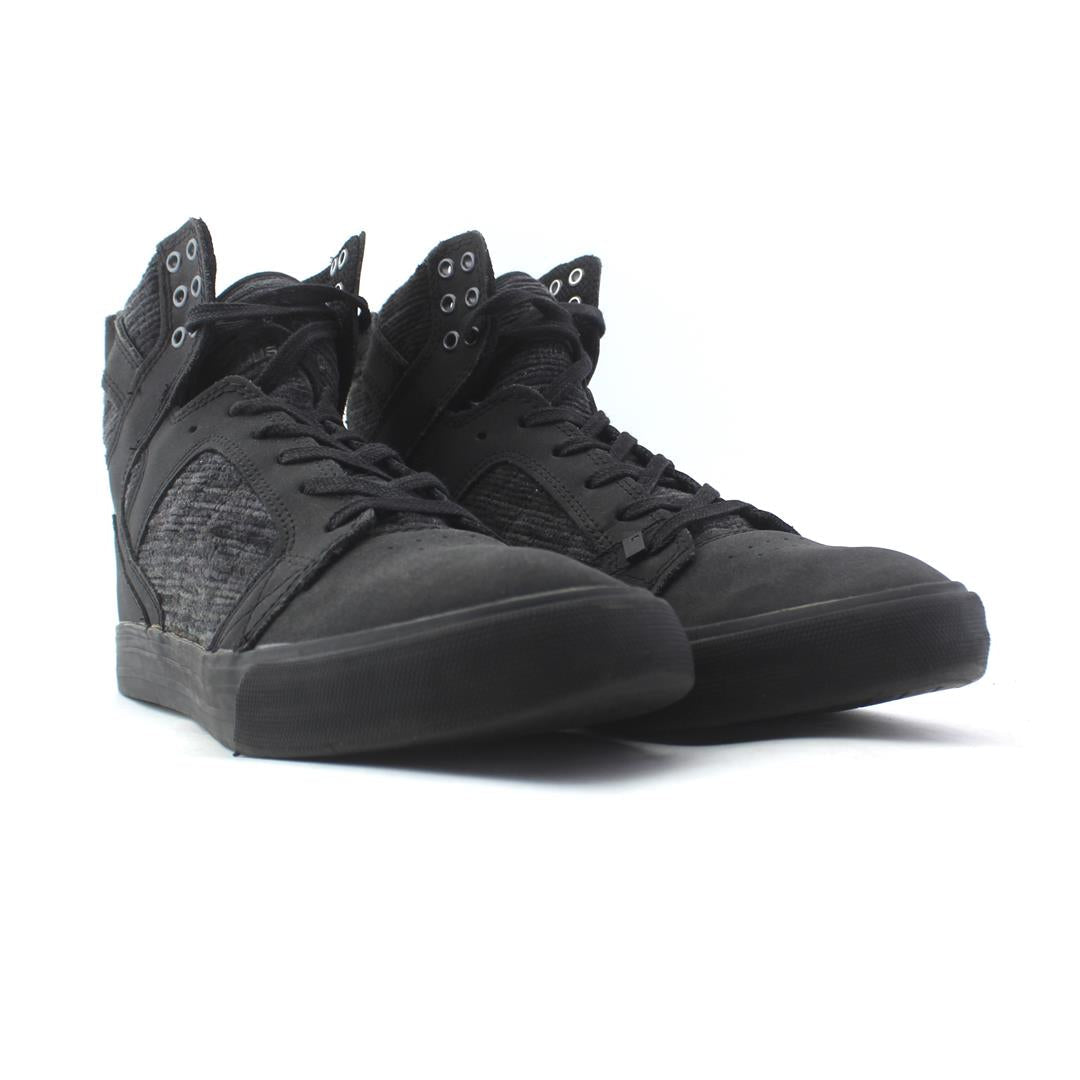 SUPRA .