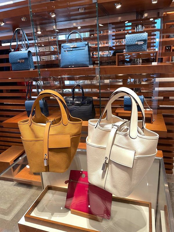 Amelia - HMS Bags - 1439