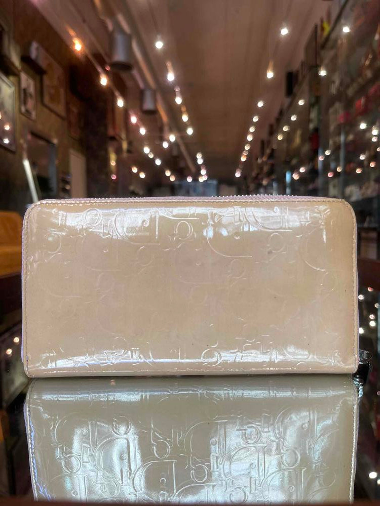 Dior Beige Patent Leather Logo Zip Wallet