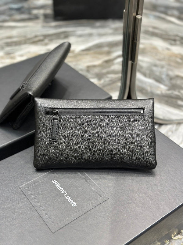 Amelia - YSL Bag - 2511