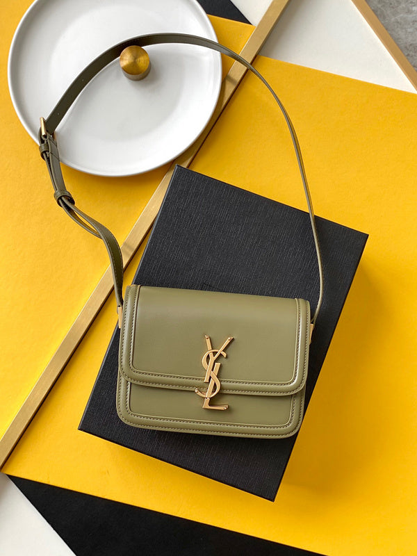 Amelia - YSL Bag - 3751