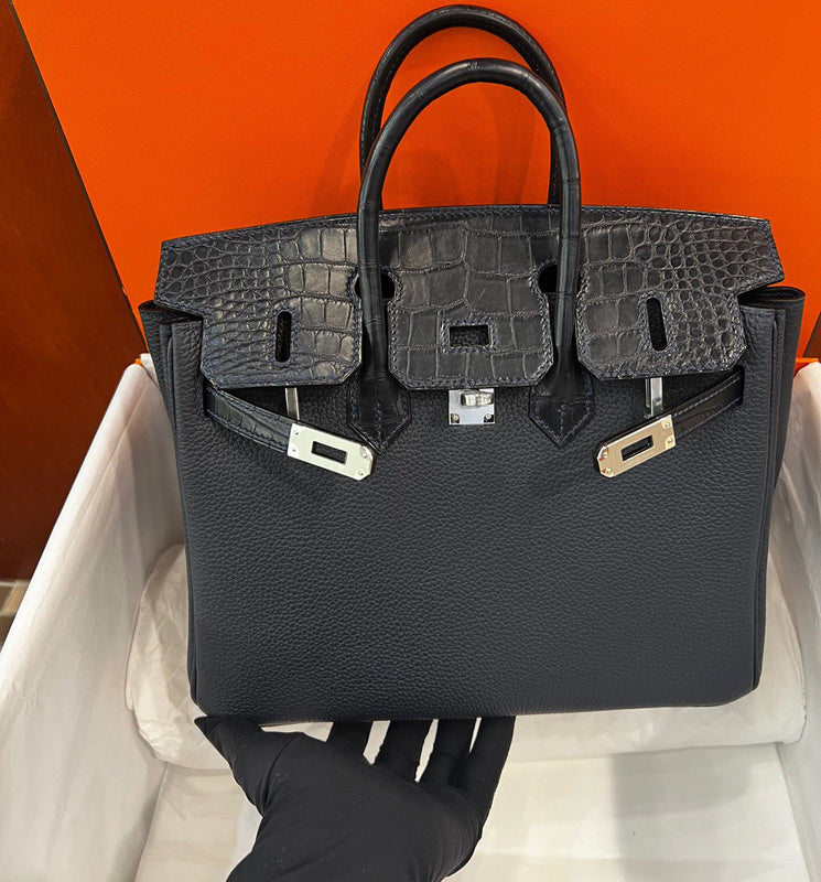 Amelia - HMS Bags - 1601