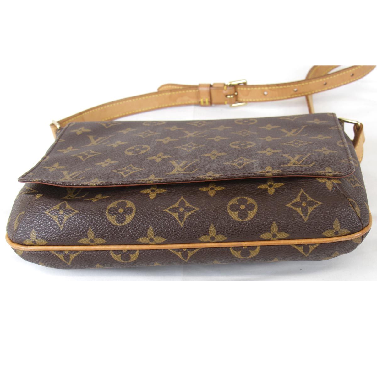 Louis Vuitton M tte Tango Short Shoulder Bag