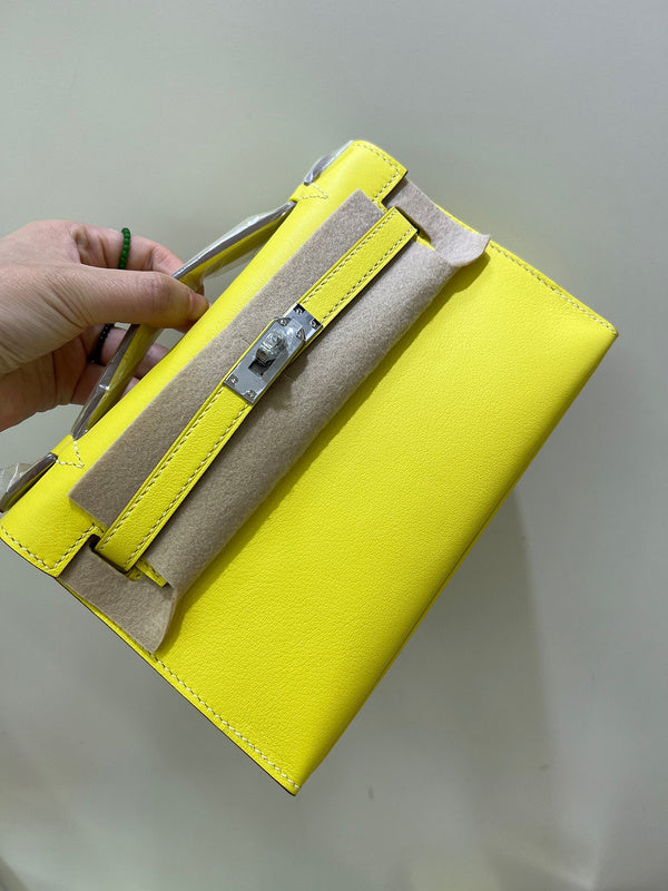 Amelia - HMS Bags - 1674
