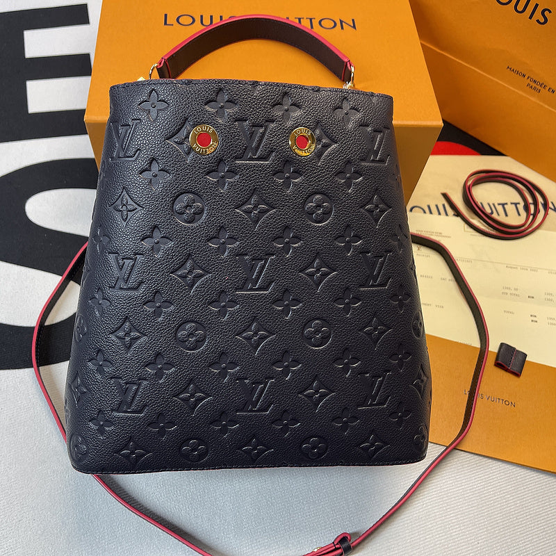 Fan Fashion Lu-Vi bags - 8562