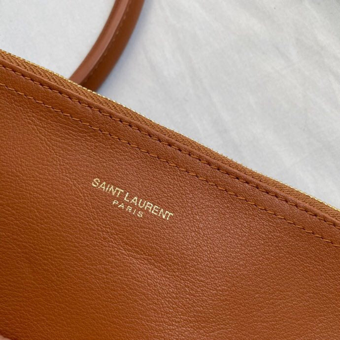 Amelia - YSL Bag - 3595