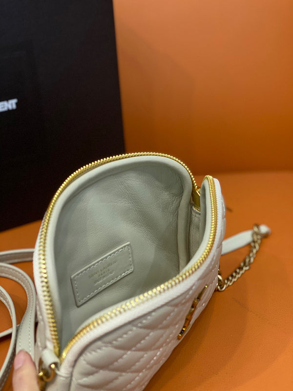 Amelia - YSL Bag - 2063