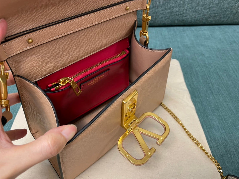 Amelia's Bag Gallery - VEL Bags - 626