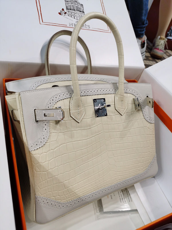 Amelia - HMS Bags - 1586
