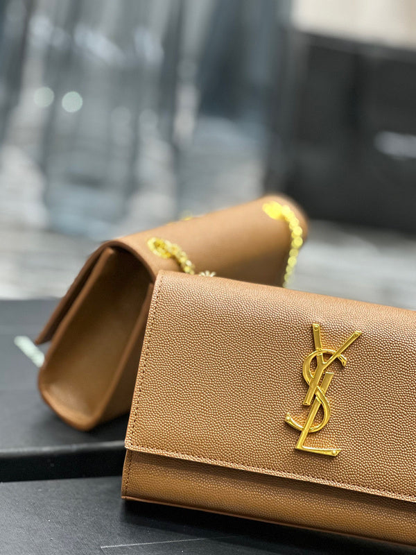 Amelia - YSL Bag - 1952