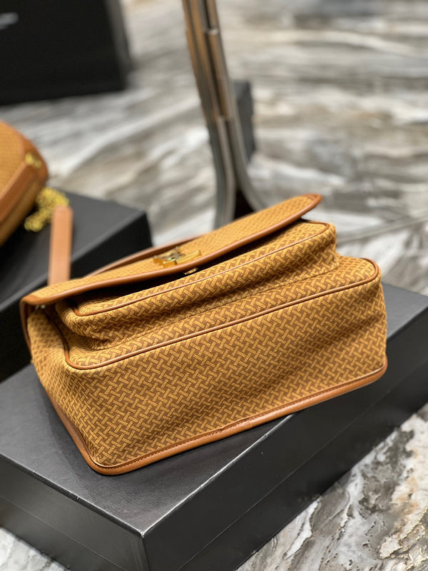 Amelia - YSL Bag - 4165