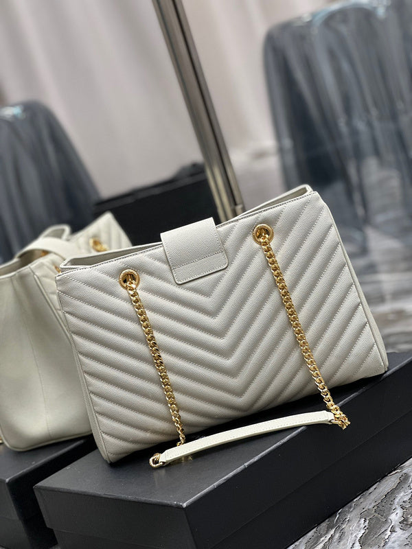 Amelia - YSL Bag - 3993