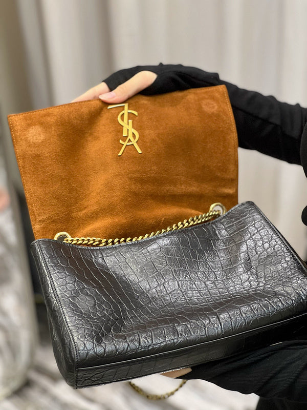 Amelia - YSL Bag - 3782