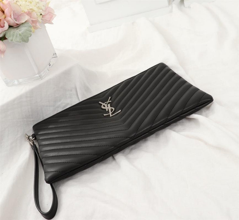 Amelia - YSL Bag - 2592