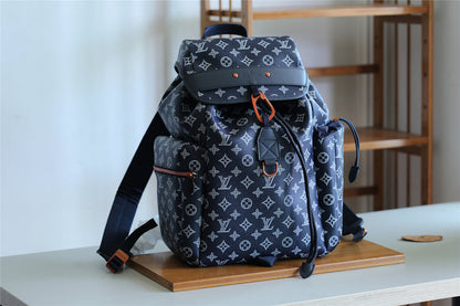 Fan Fashion Lu-Vi bags - 9778