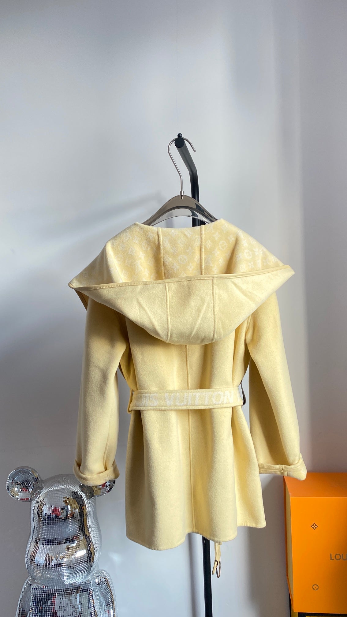 Luxury Louis Vuitton  Wrap Coat 034