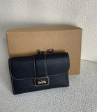 Amelia-i CAH Bags - 007
