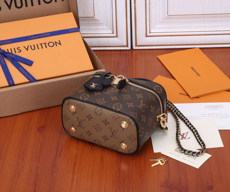 Fan Fashion Lu-Vi Bags - 16806