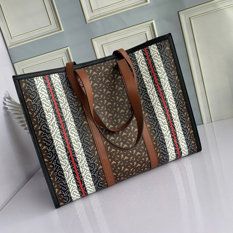 Burberry Bags - Bagsattire   010