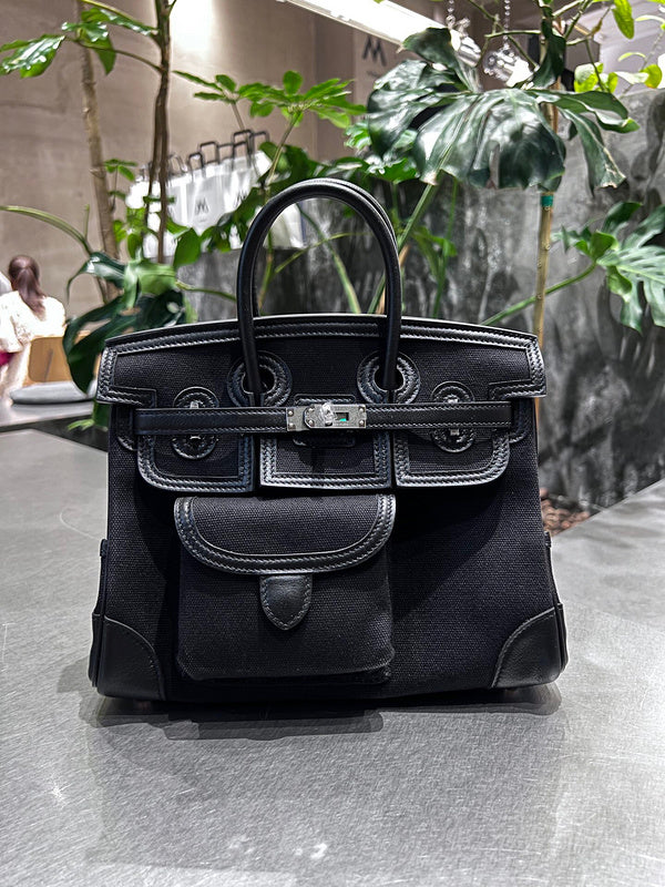 Amelia - HMS Bags - 1549