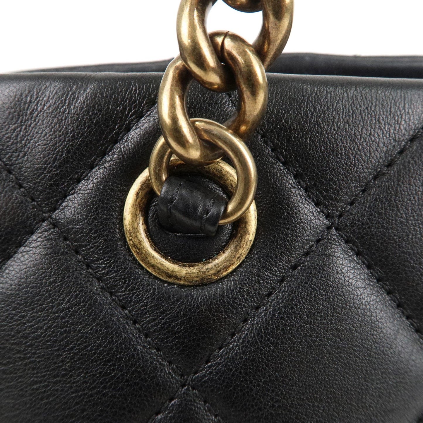 CHANEL Matelasse Lamb Skin Chain Shoulder Bag Black   Gold