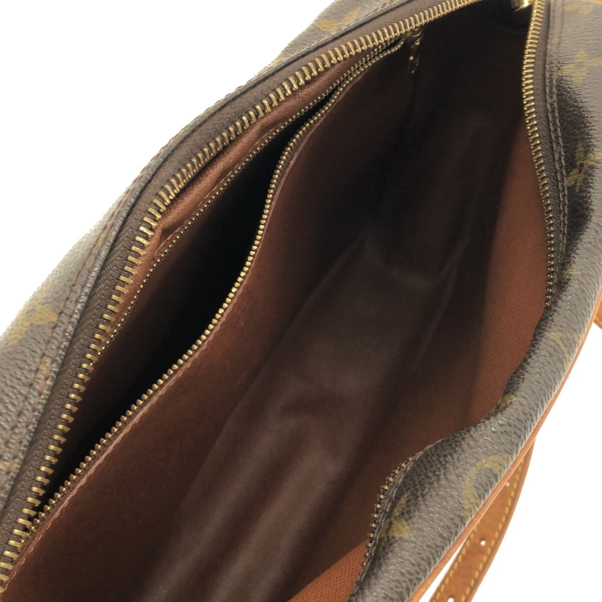 Louis Vuitton Trocadero 30 Shoulder Bag Monogram Canvas