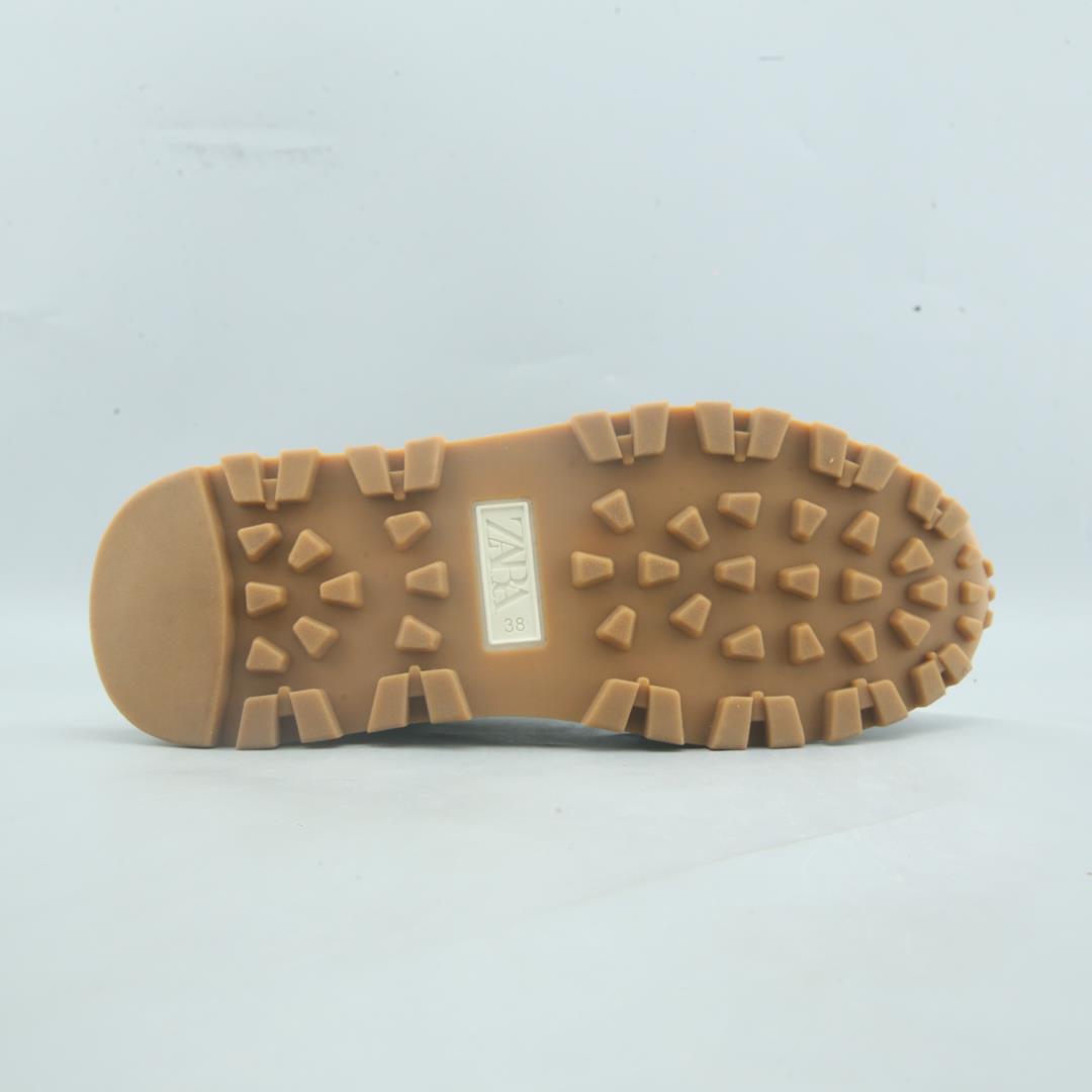 ZARA. .