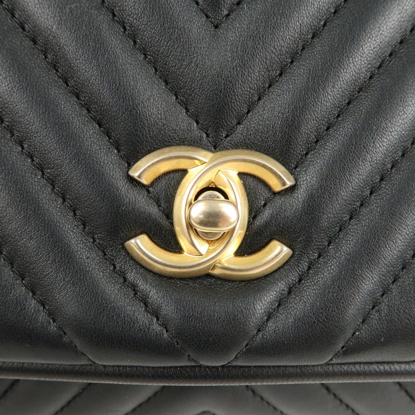 CHANEL Chevron Lamb Skin 2WAY Chain Shoulder Bag Black A98792