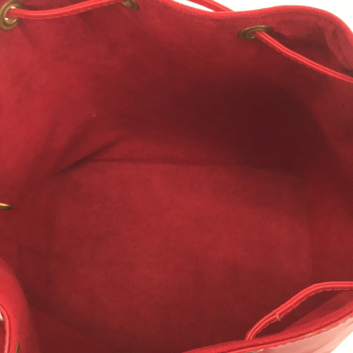 Louis Vuitton Petit Noe Shoulder Bag Castilian Red