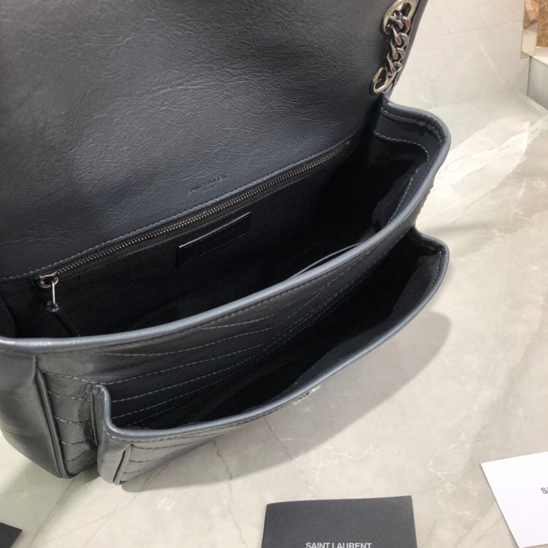 Amelia - YSL Bag - 4050