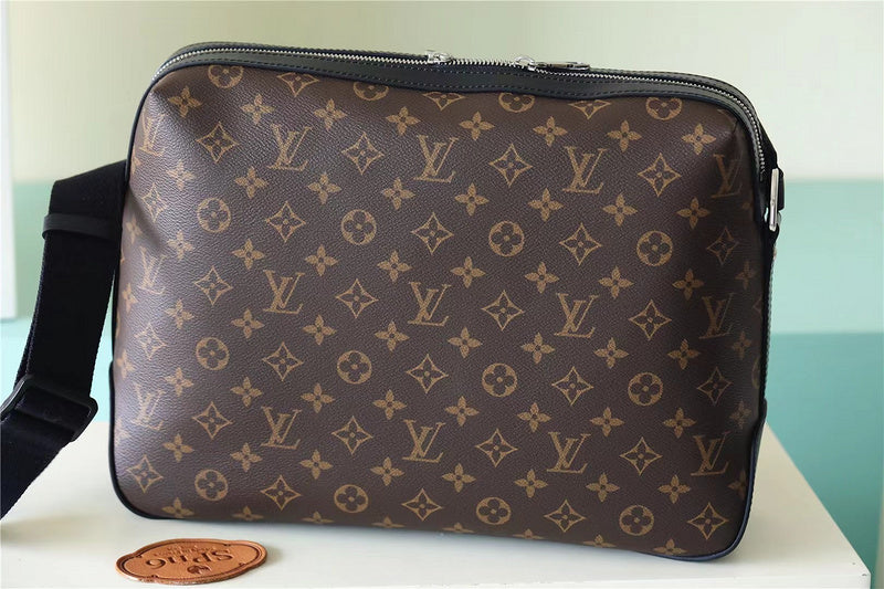 Fan Fashion Lu-Vi bags - 9989